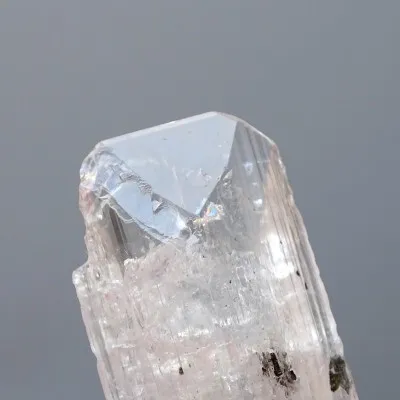 Danburit přírodní krystal 17,9g, Mexiko | MINERALS-STONES®