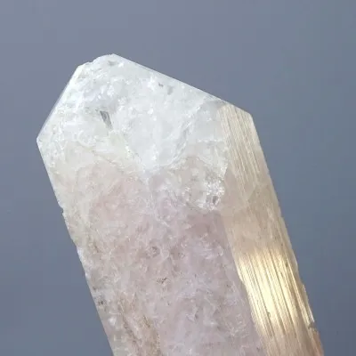 Danburit přírodní krystal 42,3g, Mexiko | MINERALS-STONES®