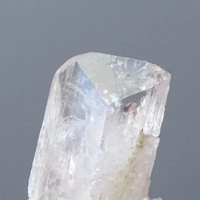 Danburit Naturkristall 10,1g, Mexiko | MINERALS-STONES®