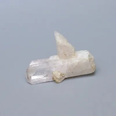 Danburit Naturkristall 7,9g, Mexiko | MINERALS-STONES®