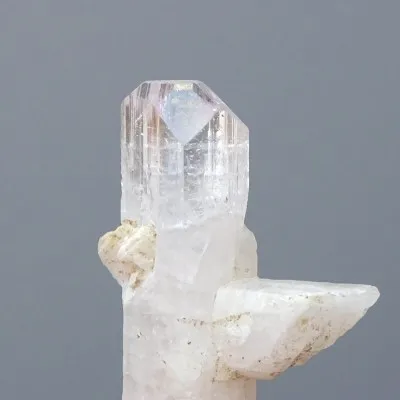 Danburit Naturkristall 7,9g, Mexiko | MINERALS-STONES®