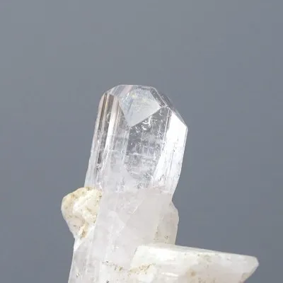 Danburite natural crystal 7.9g, Mexico | MINERALS-STONES®