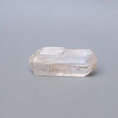 Danburit přírodní krystal 8,5g, Mexiko | MINERALS-STONES®