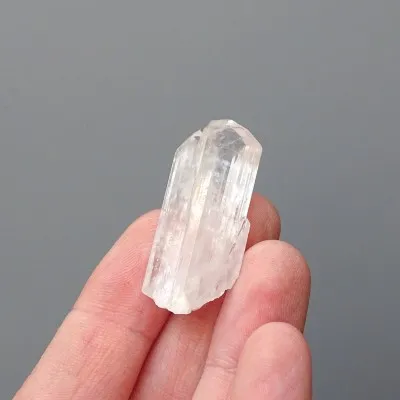 Danburit Naturkristall 8,5g, Mexiko | MINERALS-STONES®