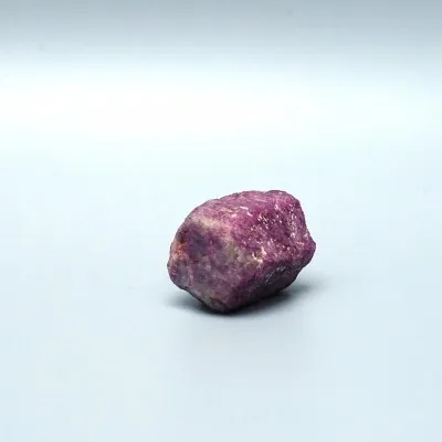 Natürlicher Rubinkristall 21,2g, Madagaskar | MINERALS-STONES