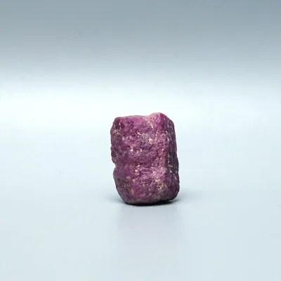 Natürlicher Rubinkristall 21,2g, Madagaskar | MINERALS-STONES
