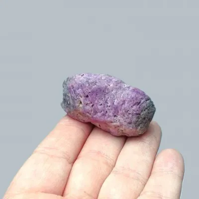 Ruby natural crystal 46,9g, Madagascar | MINERALS-STONES®