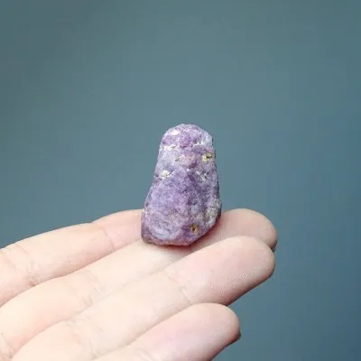 Ruby natural crystal 15.6g, Madagascar | MINERALS-STONES®