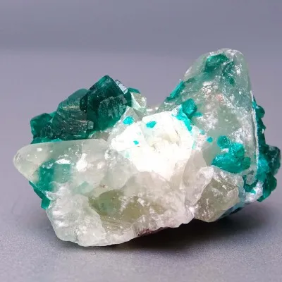Dioptas natürliche Kristalle 20,7g, Kongo | MINERALS-STONES