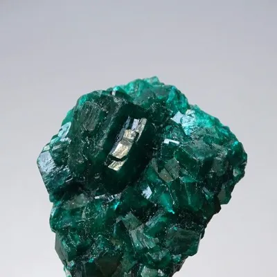 Dioptas přírodní krystaly 19,7g, Kongo | MINERALS-STONES®