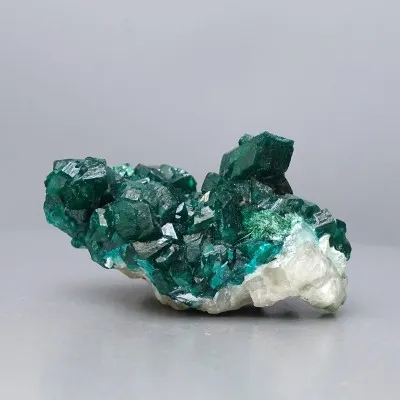 Dioptas natural crystals 54,7g, Congo | MINERALS-STONES