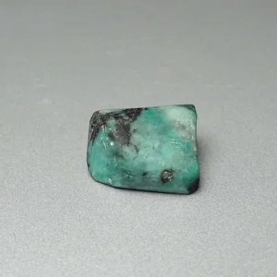 Emerald natural crystal 10.2g, Zambia, MINERALS-STONES