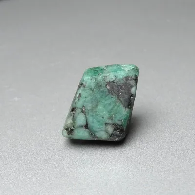 Emerald natural crystal 10.9g, Zambia, MINERALS-STONES