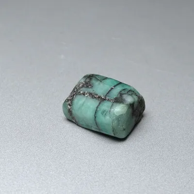 Smaragd přírodní krystal 12,6g, Zambie, MINERALS-STONES®