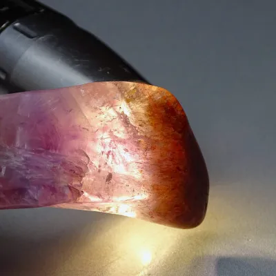 Auralite natürlicher polierter Kristall 35g, Brasilien, MINERALS-STONES
