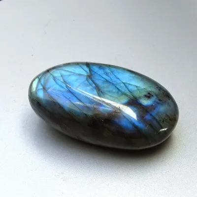 Labradorite polished 178g, Madagascar | MINERALS-STONES