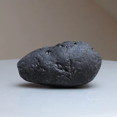 Tektite natural indochinite 79g, Vietnam  | MINERALS-STONES