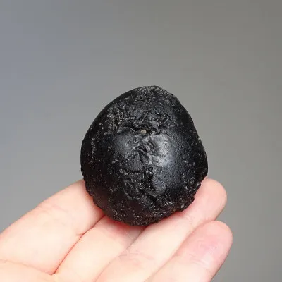 Tektite natural indochinite 65g, Vietnam  | MINERALS-STONES