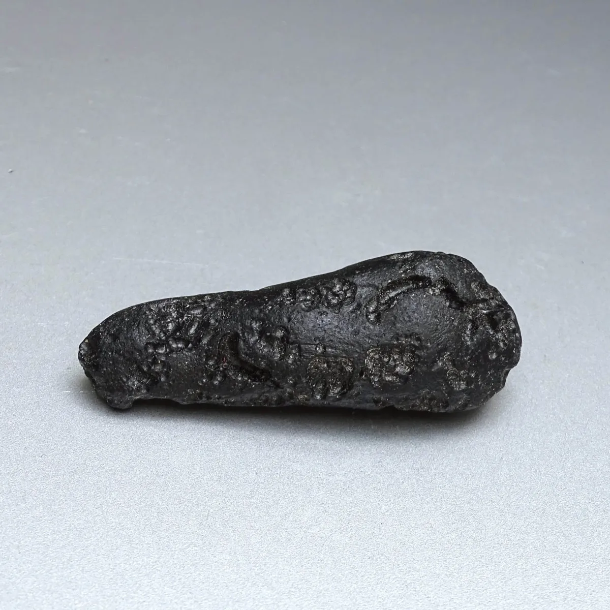 Tektit natürlicher Indocinit 30,9g, Vietnam  | MINERALS-STONES