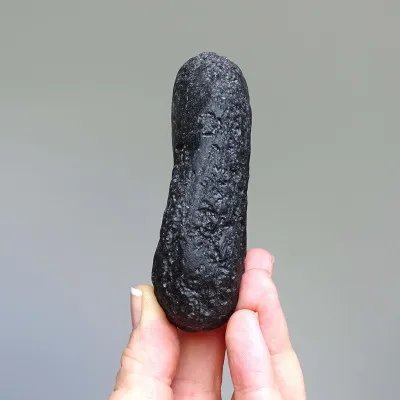 Tektite natural indochinite 168g, Vietnam  | MINERALS-STONES