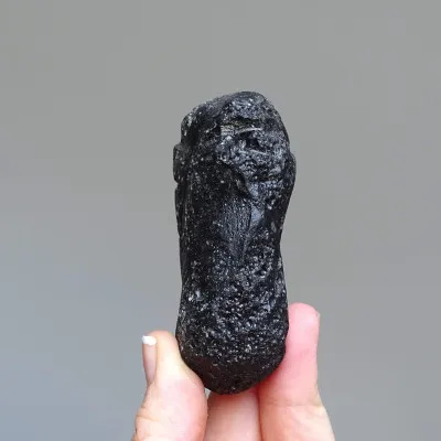 Tektite natural indochinite 161g, Vietnam  | MINERALS-STONES