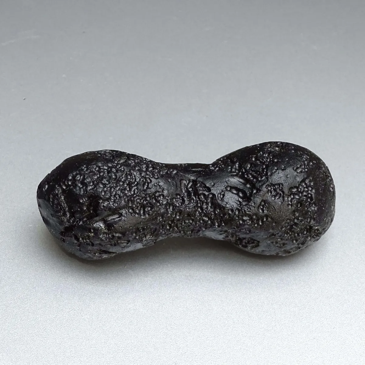 Tektit natürlicher Indocinit 108g, Vietnam  | MINERALS-STONES