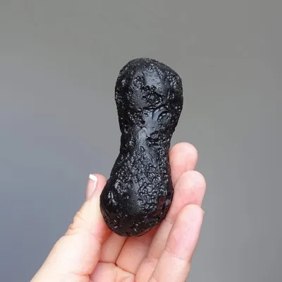 Tektite natural indochinite 108g, Vietnam  | MINERALS-STONES