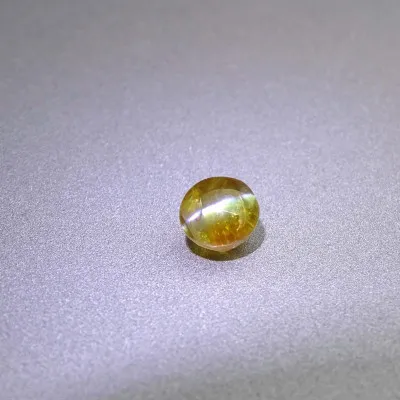 Natürlicher Chrysoberyll – Katzenauge 2,15ct, Sri Lanka | MINERALS-STONES