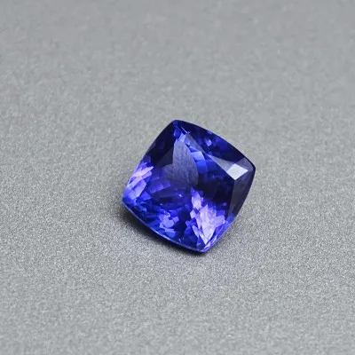 Tanzanite investment gemstone cut 3.20ct, Tanzania