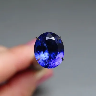 Tanzanite investment gemstone cut 5.79ct, Tanzania