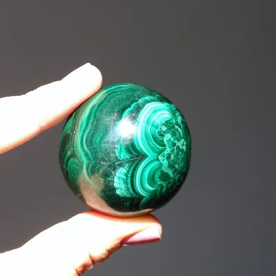 Malachit leštěný - koule 181g, Kongo | MINERALS-STONES®