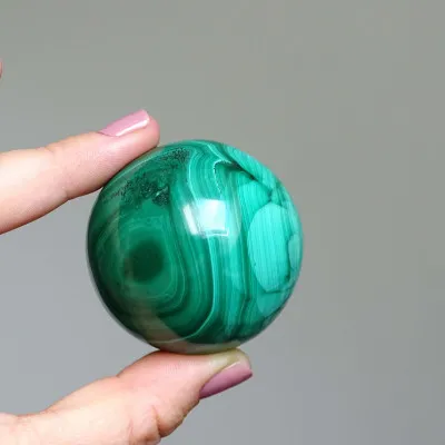 Malachit leštěný - koule 217g, Kongo | MINERALS-STONES®