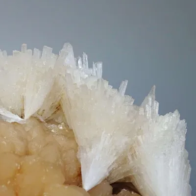 Scolecite on stilbite druse 1896g, India | Minerals-Stones