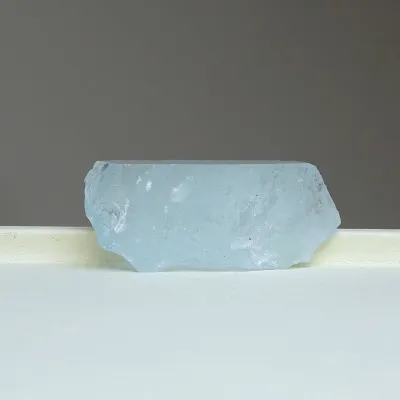 Akvamarín přírodní krystal 33,8g, Pakistán  | MINERALS-STONES®