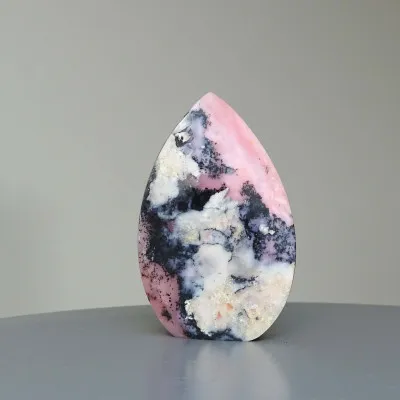 Andiner rosa Opal, poliert 53g, Peru | MINERALS-STONES