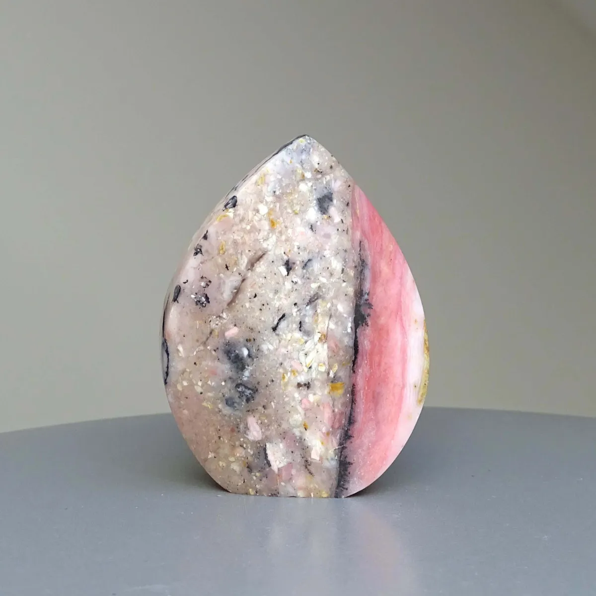 Andiner rosa Opal, poliert 84g, Peru | MINERALS-STONES