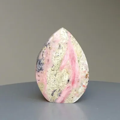 Andiner rosa Opal, poliert 84g, Peru | MINERALS-STONES