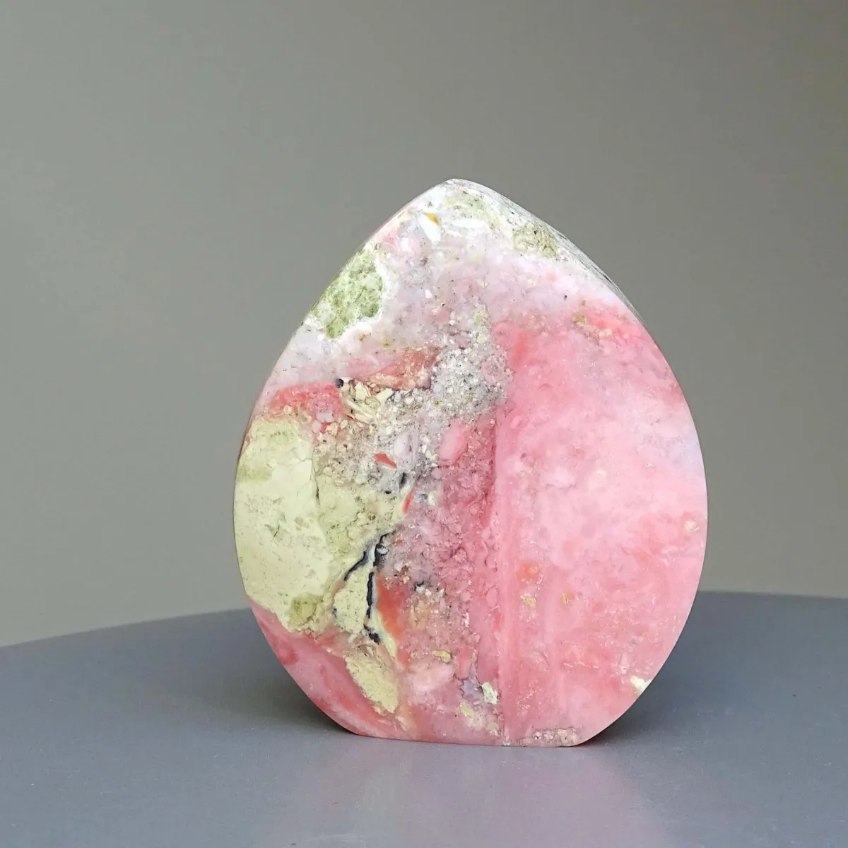 Andean pink opal polished 131g, Peru  | MINERALS-STONES