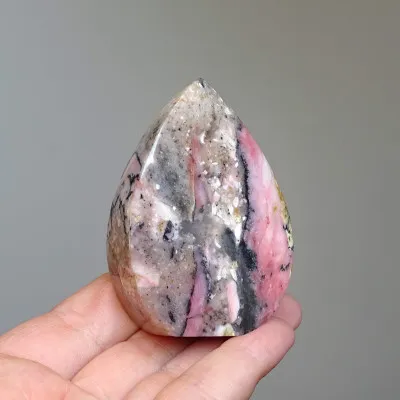 Andiner rosa Opal, poliert 93g, Peru | MINERALS-STONES