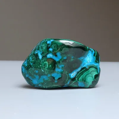Malachit - chryzokol přírodní leštěný 190g, Kongo | MINERALS-STONES®