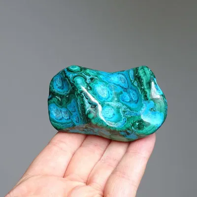 Malachit - chryzokol přírodní leštěný 190g, Kongo | MINERALS-STONES®