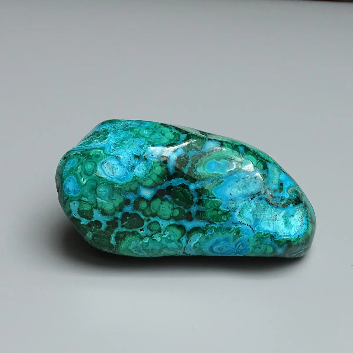 Malachit - chryzokol přírodní leštěný 179g, Kongo | MINERALS-STONES®