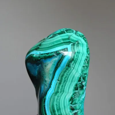 Malachit-Chrysokoll, natürlich poliert 179 g, Kongo | MINERALS-STONES