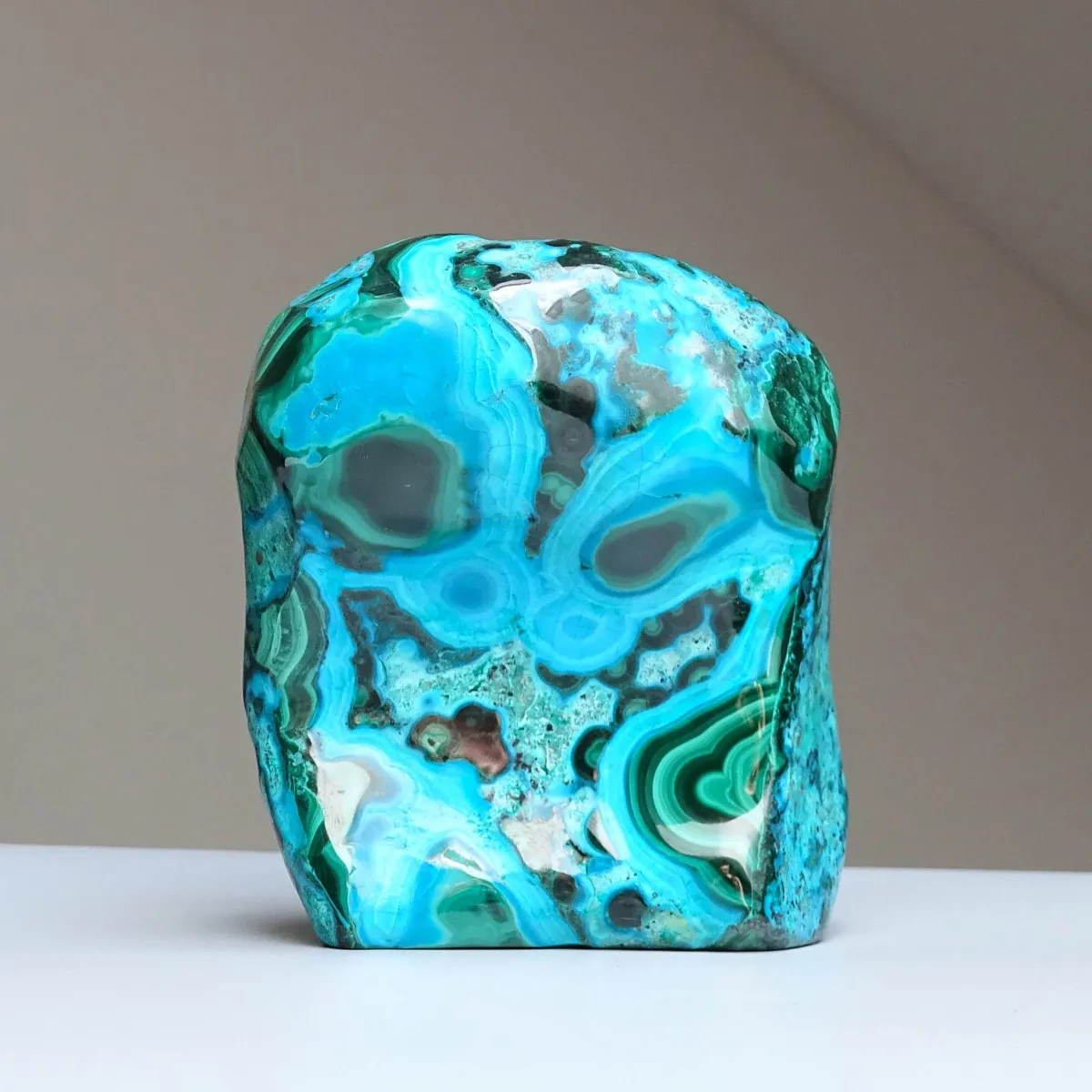 Malachite - chrysocolla natural polished 741g, Congo | MINERALS-STONES