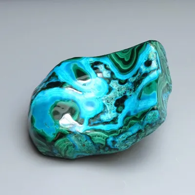 Malachit - chryzokol přírodní leštěný 741g, Kongo | MINERALS-STONES®