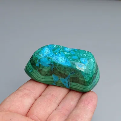Malachit - chryzokol přírodní leštěný 100g, Kongo | MINERALS-STONES®