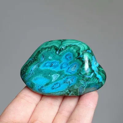 Malachit - chryzokol přírodní leštěný 138g, Kongo | MINERALS-STONES®