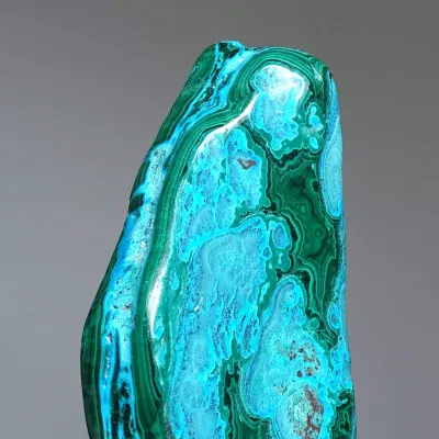 Malachit - chryzokol přírodní leštěný 1034g, Kongo | MINERALS-STONES®