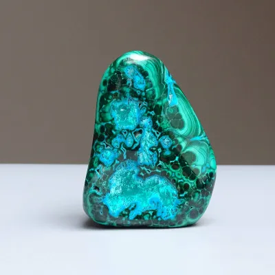 Malachit - chryzokol přírodní leštěný 170g, Kongo | MINERALS-STONES®
