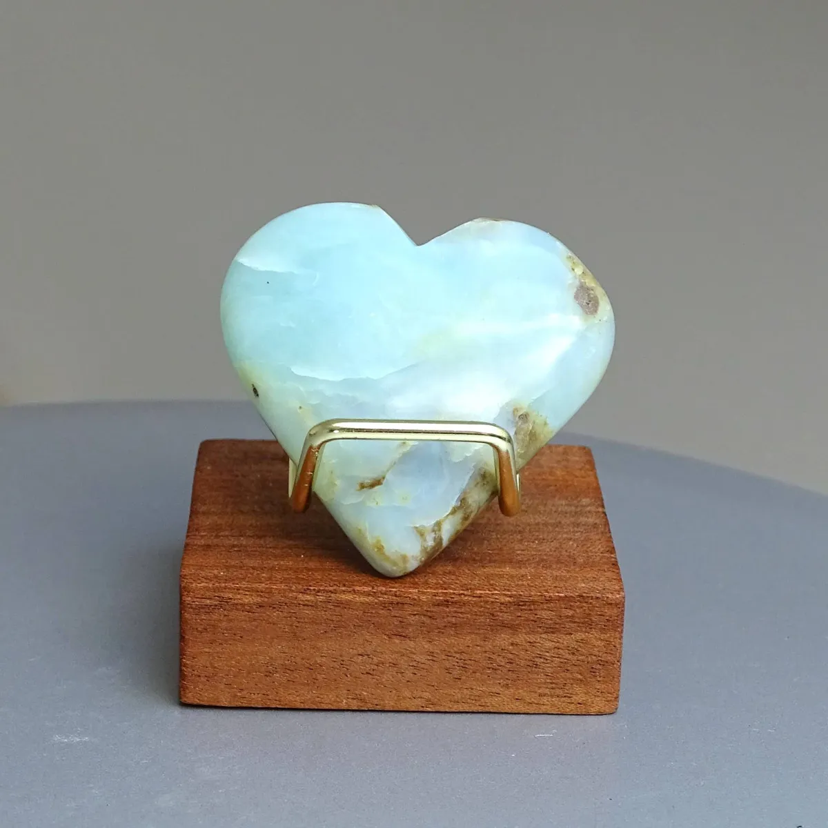 Andean natural blue opal polished 29g, Peru |MINERALS-STONES